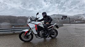 RIDERS FUTURE. MOTO MORINI X-CAPE 1200 